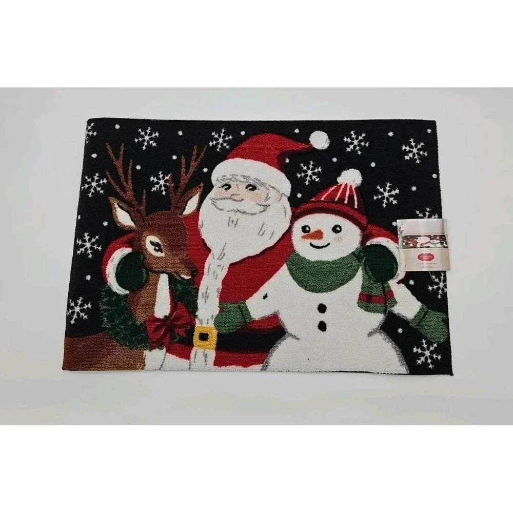 St Nicholas Square Santa Friends Christmas Accent Rug 19.5